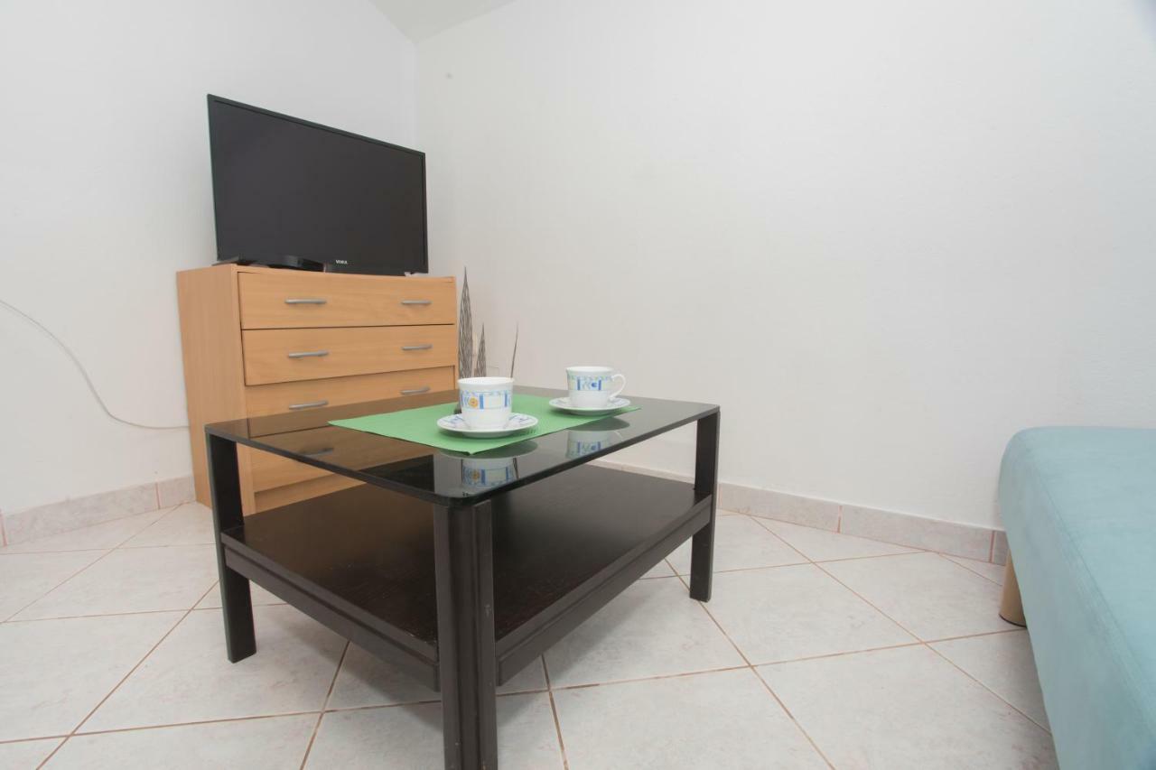 Apartmani Jarak Rogoznica  Dış mekan fotoğraf